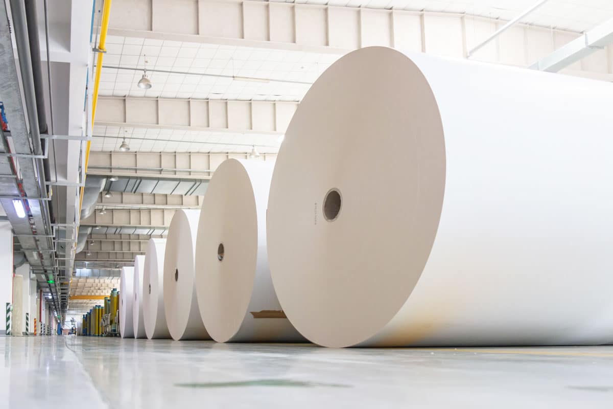 Pulp And Paper Production With Oxygen Generators